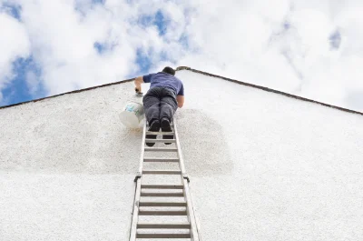 Peinture extérieure à la Séguinière — façades et ravalement